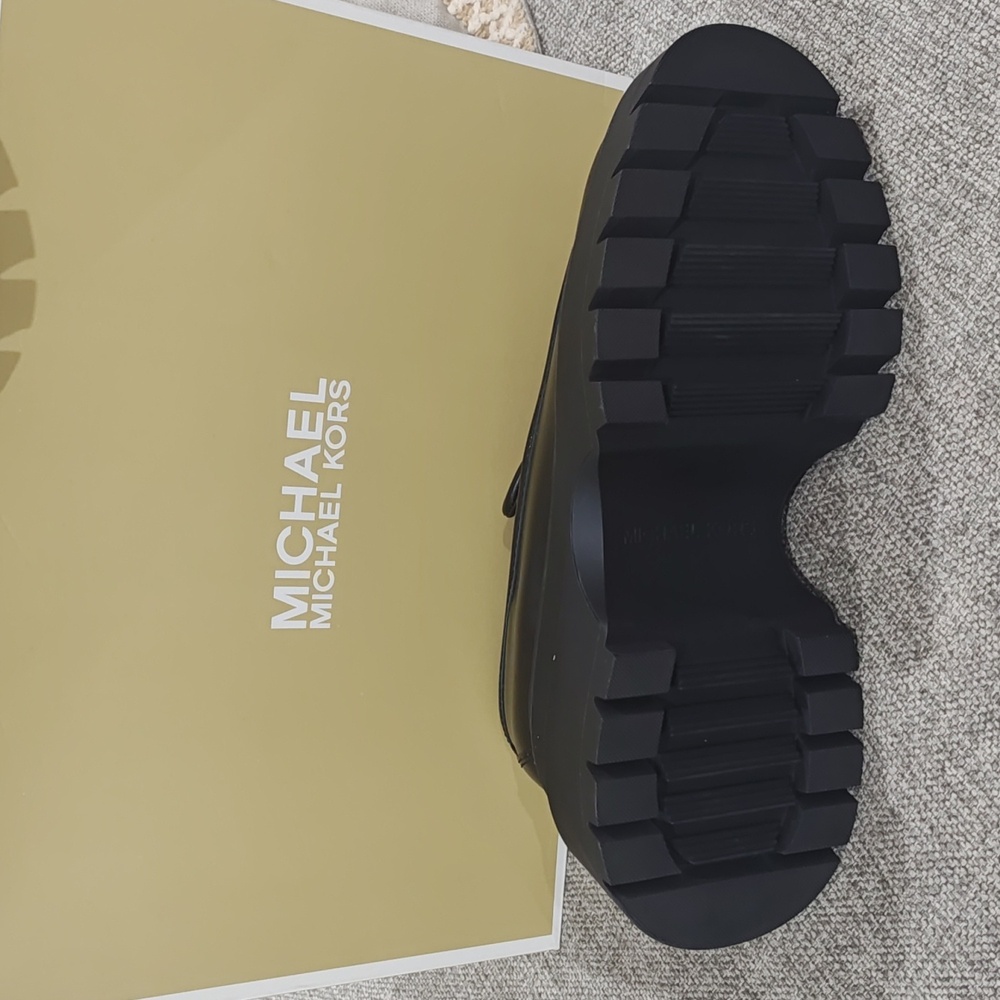 Michael Kors Loafers - Picture 6 of 10